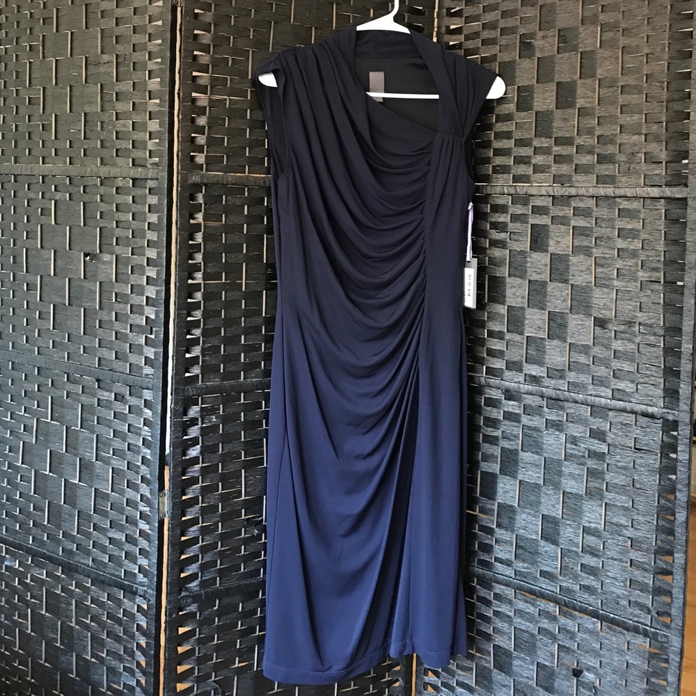 VERA WANG BEAUTIFULL DRESS