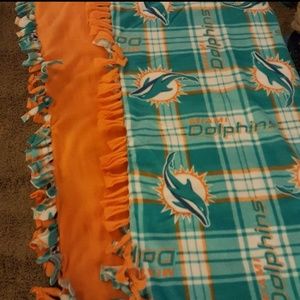 Miami dolphins throw blanket