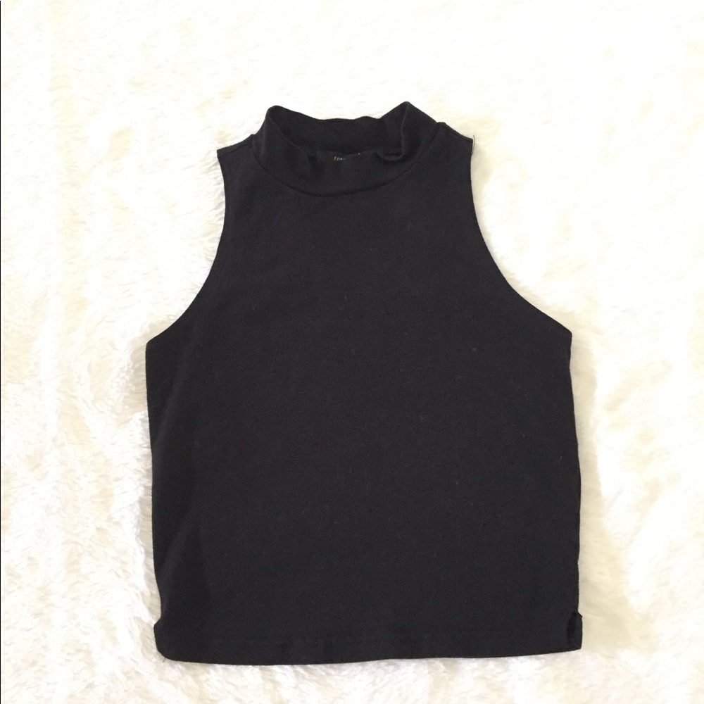 Collared Turtle Neck Crop Top