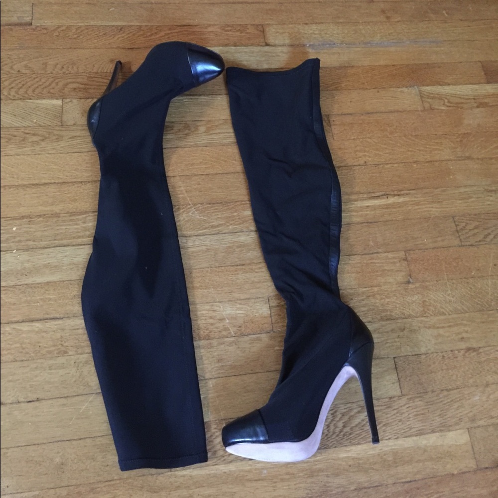 BNWOT Charles David Leather Trim Stretch Boots