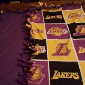 los Angeles lakers throw blanket