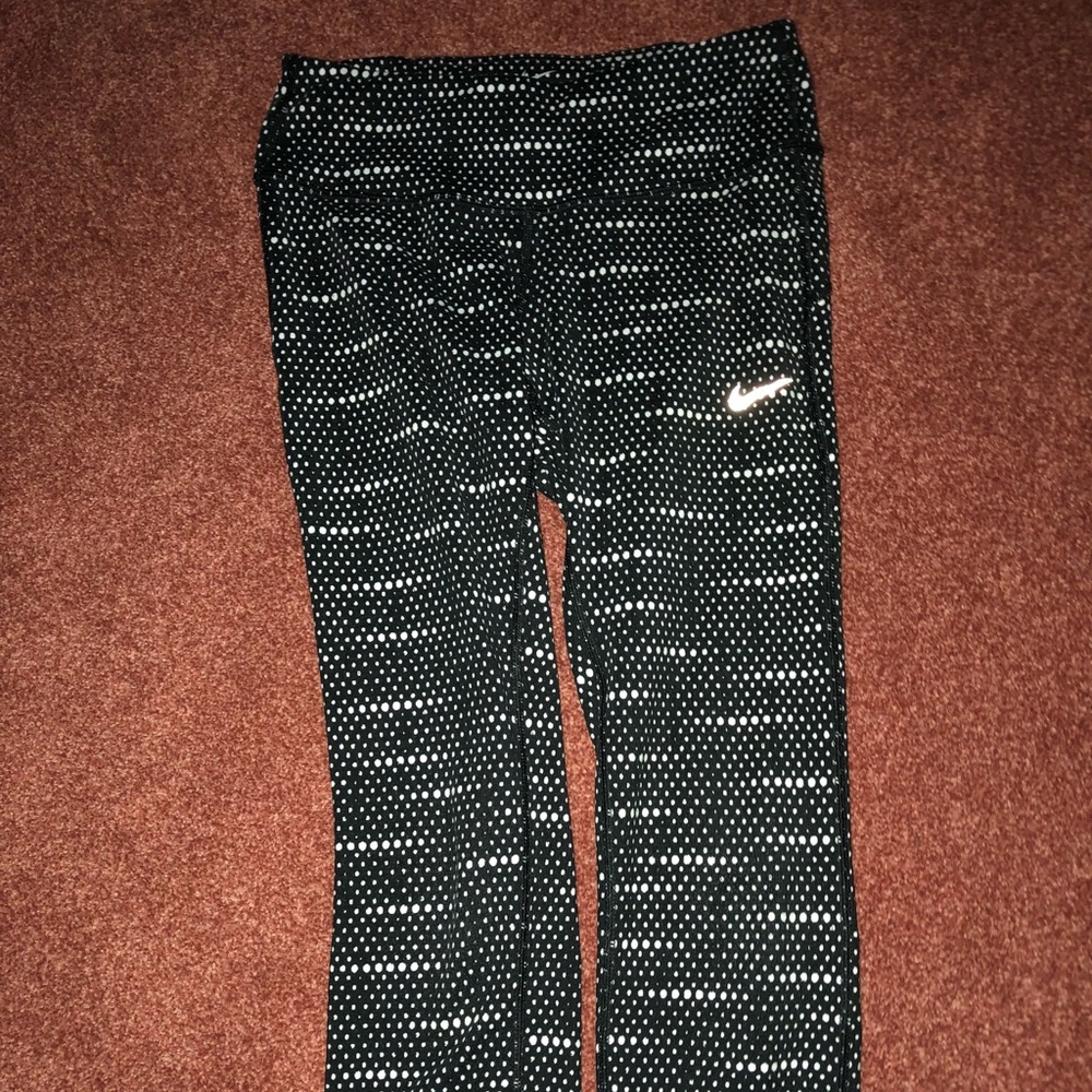 Nike cropped leggings