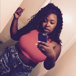 Meet your Posher, Jenetta