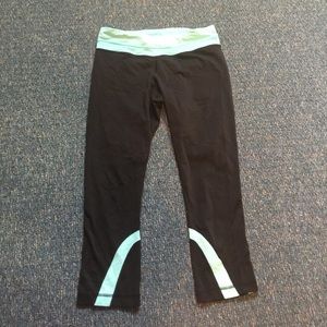 Lululemon run inspire crops