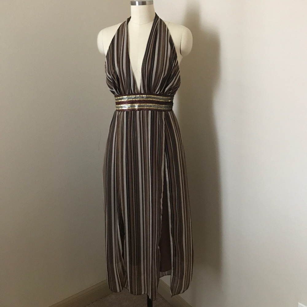 Like New! Can we say Sexy? Flowy night out dress-L