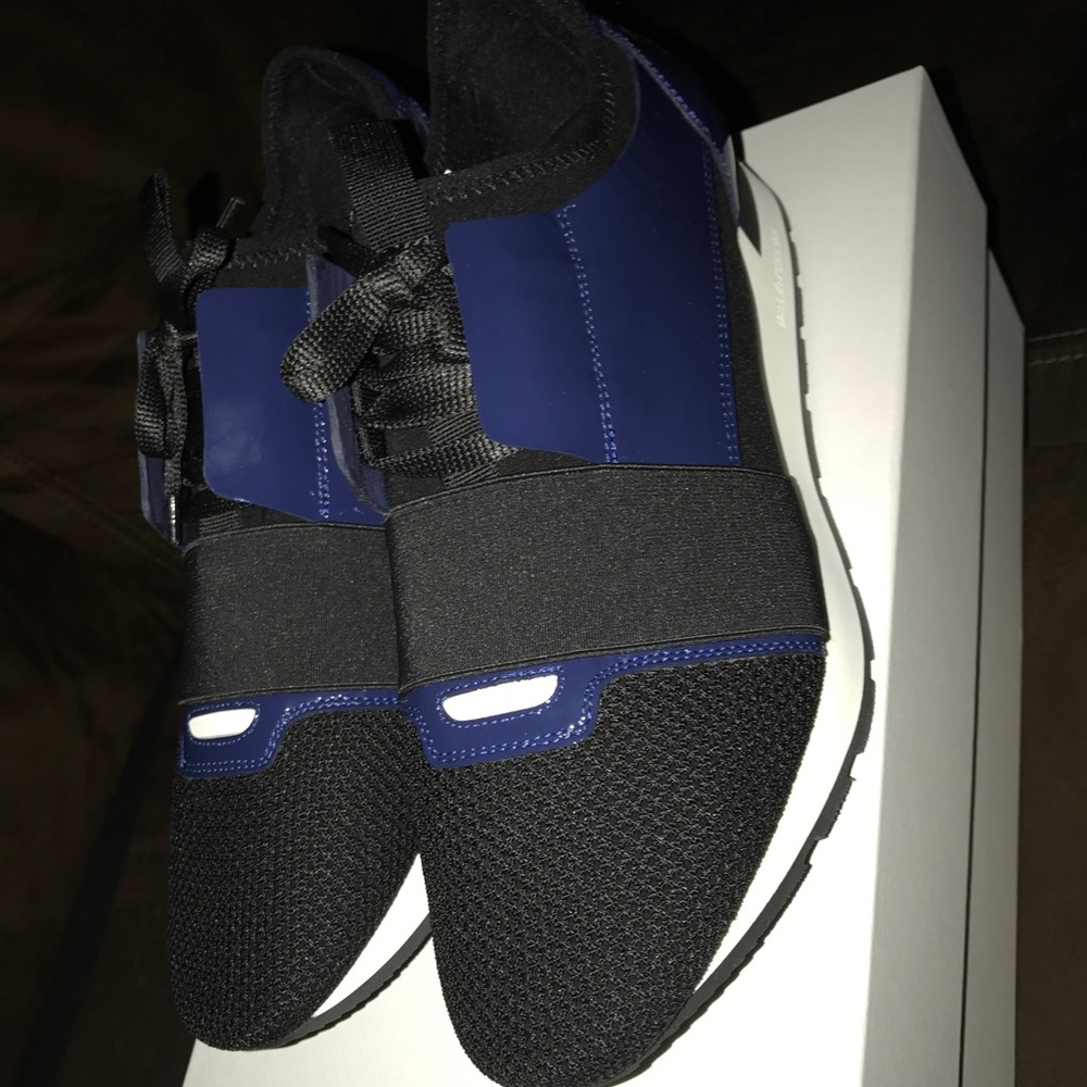 Race Runners Size 43 Eu /10 Us Black And Blue Shoe