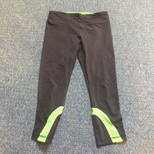 Lululemon run inspire crops