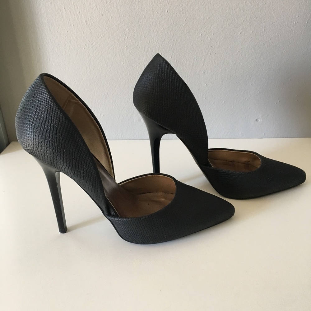 Black heels