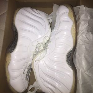Size 10 foamposites deadstock whiteouts