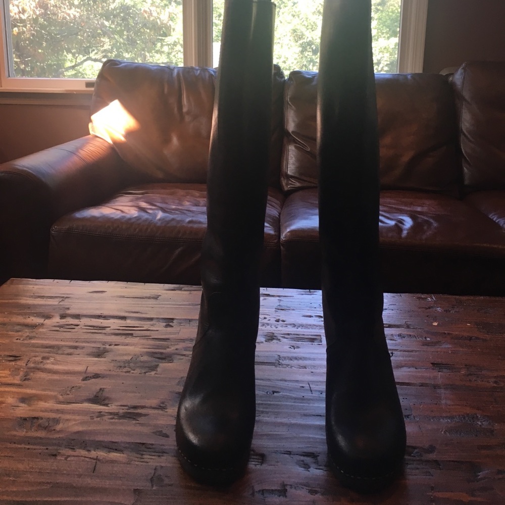 Black Swedish Hasbeens Clog Boots Size 8 or 38