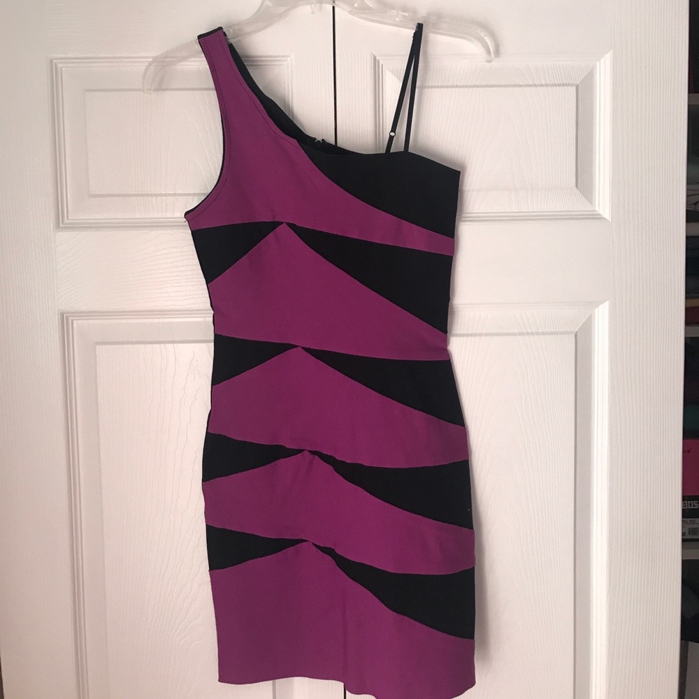 Bodycon Colorblock One Shoulder Dress