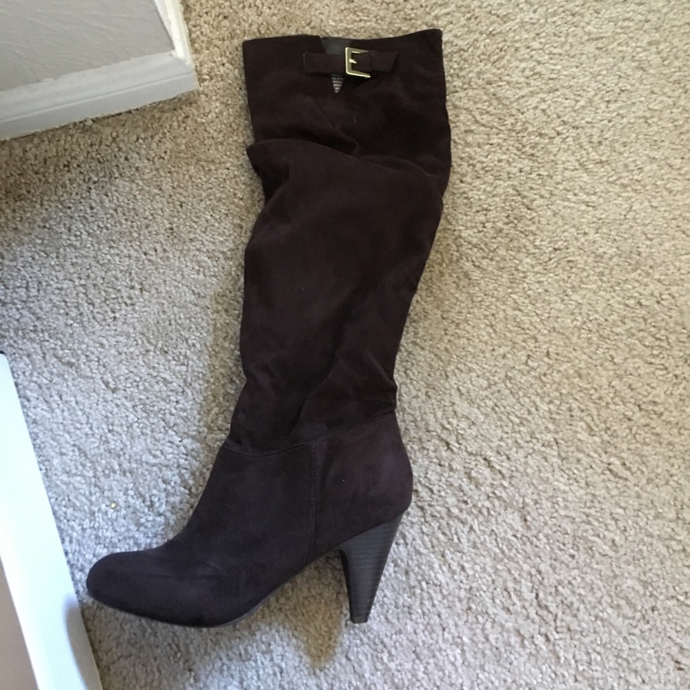 Nine West brown suede boot mid heel