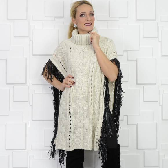 LENORA Sweater Poncho with Fringe -beige - Picture 4 of 4