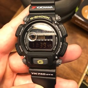 Casio Men's G-Shock DW9052 Digital Sports Watch