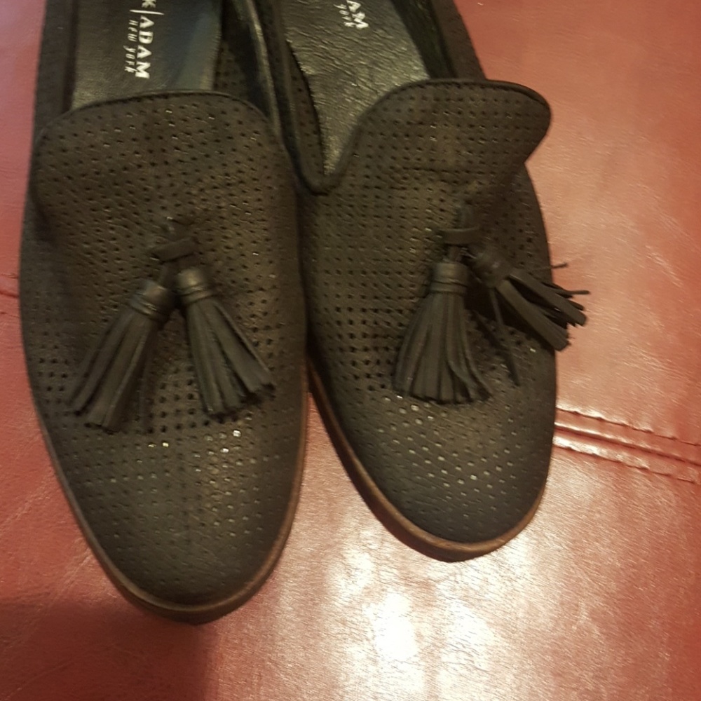 Shoes - Picture 5 of 6