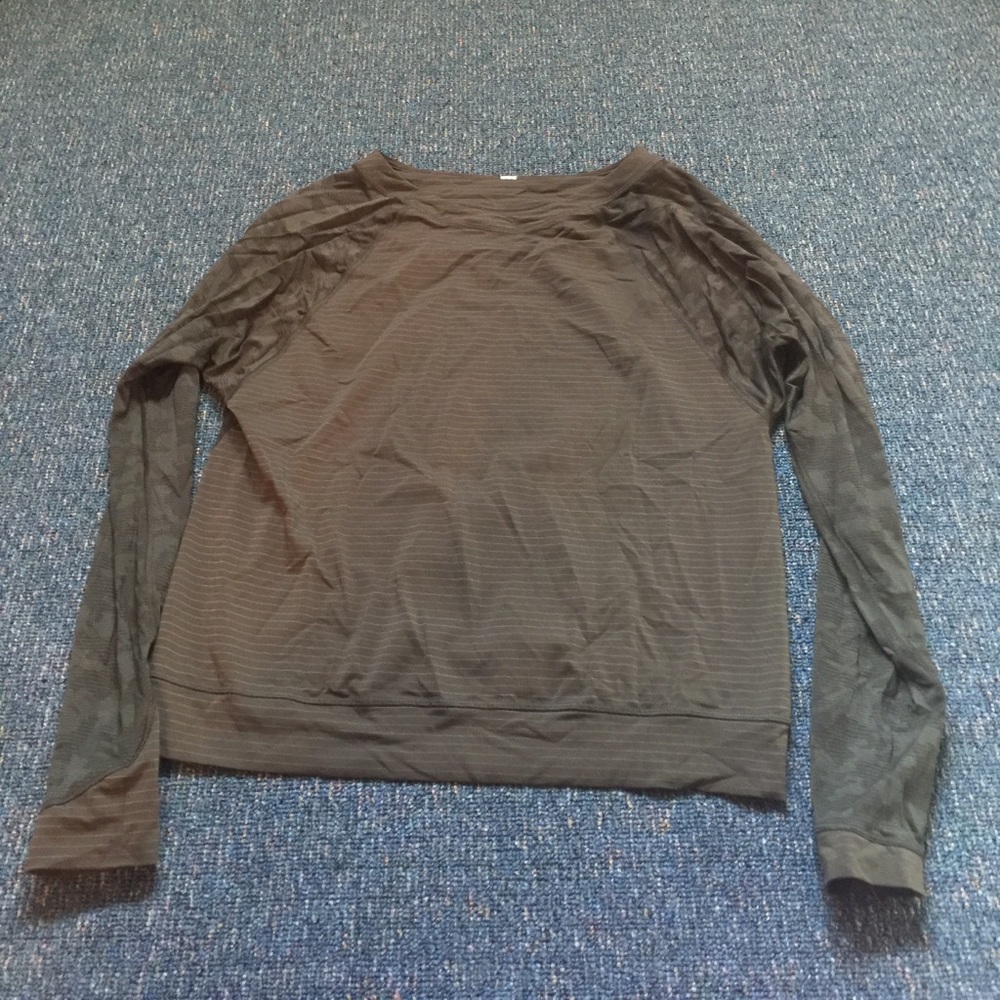 Lululemon running long sleeve tee