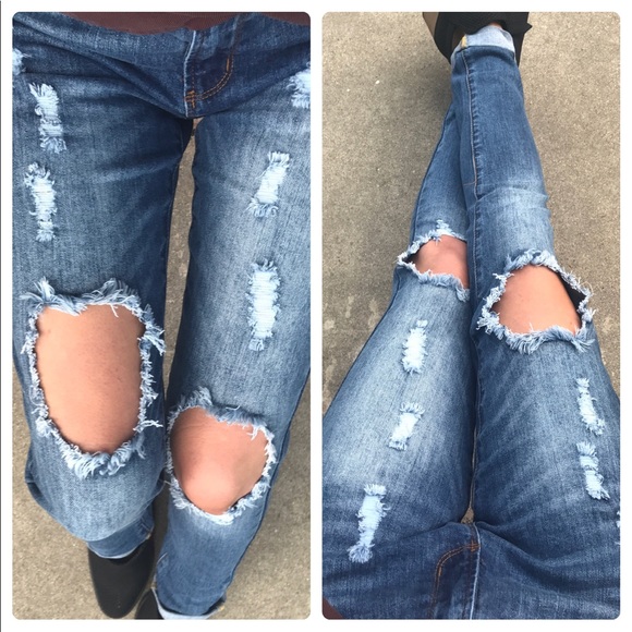 Skinny Distressed Denim - Picture 2 of 4