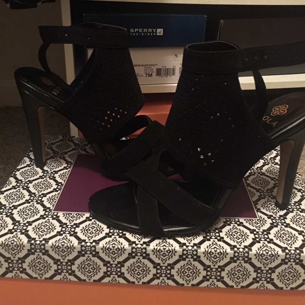 Isola Heels