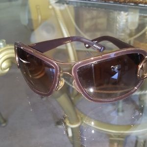Gucci Sunglasses w/ case
