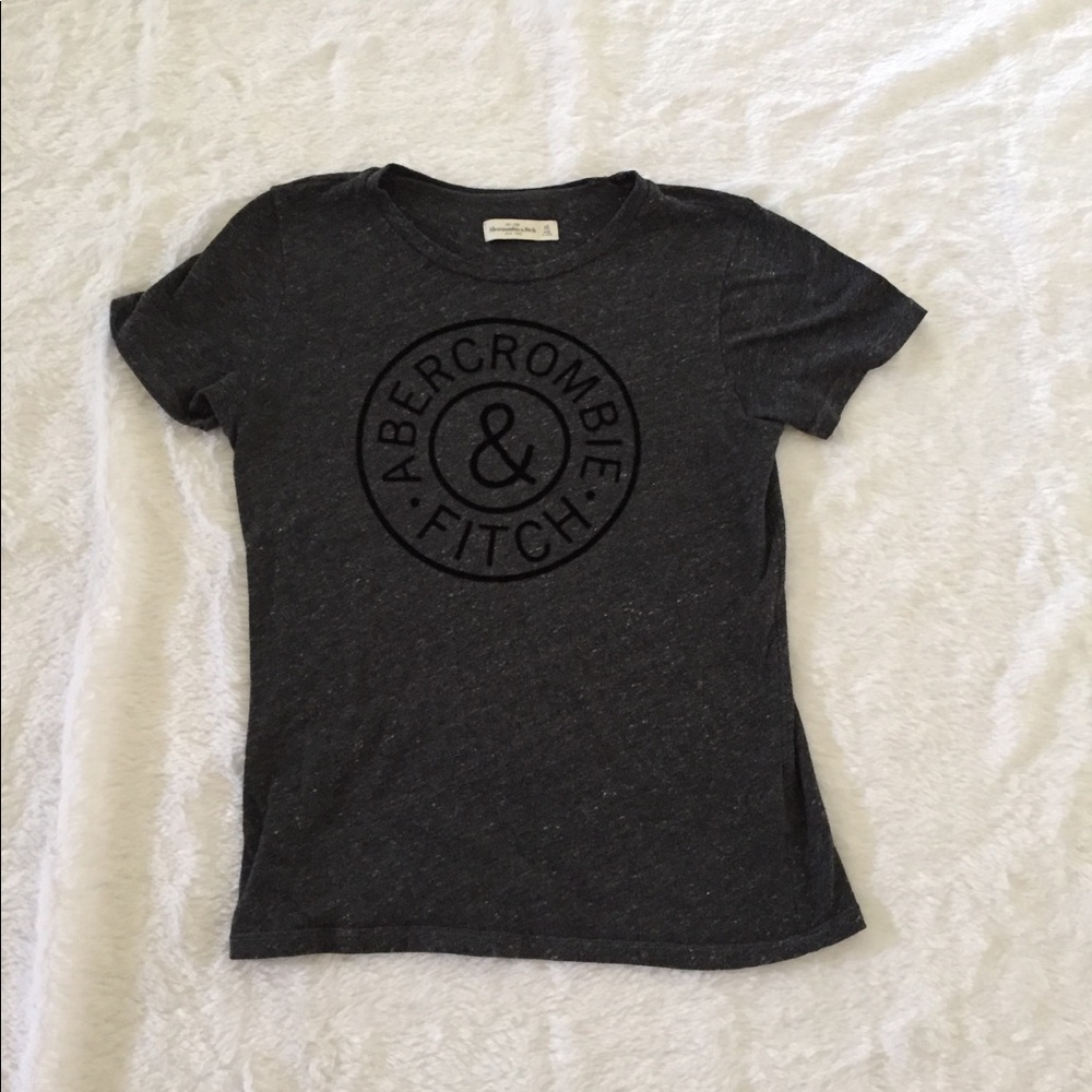 Abercrombie & Fitch Basic Tee