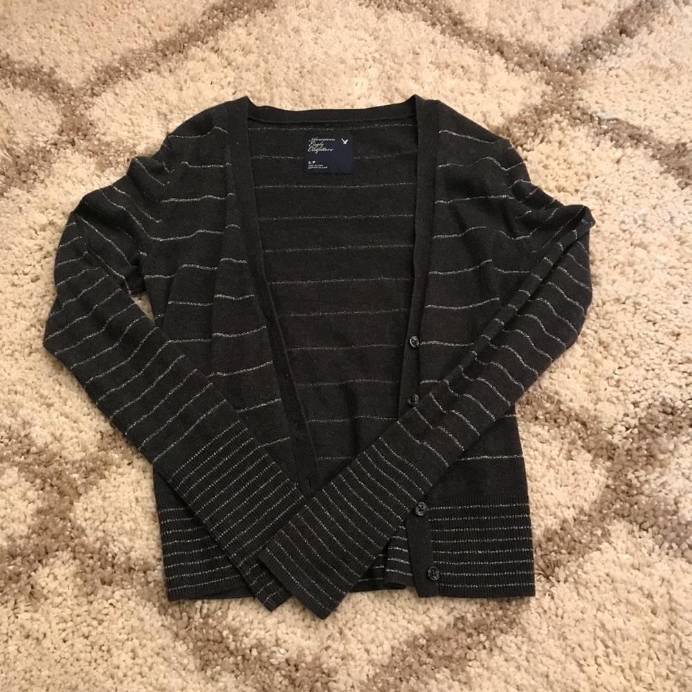 American eagle gray button down cardigan