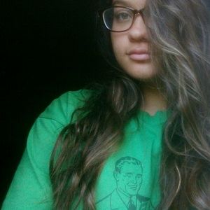 Meet your Posher, Jasmine