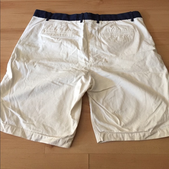 GAP Boyfriend Roll Up Shorts - Picture 4 of 4