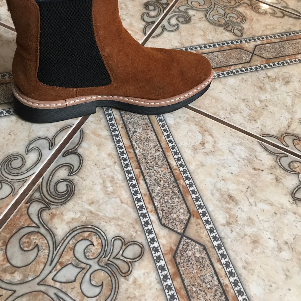 M4D3 “Felix” Chelsea Boots