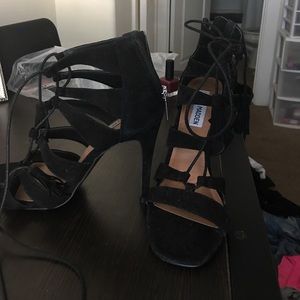 Faraah Steve Madden heels