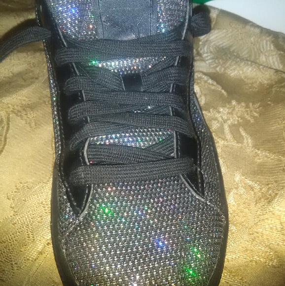 Sparkly Puma Basket Shoes - Picture 5 of 5