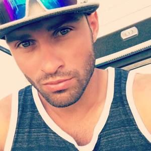 Meet your Posher, Travis