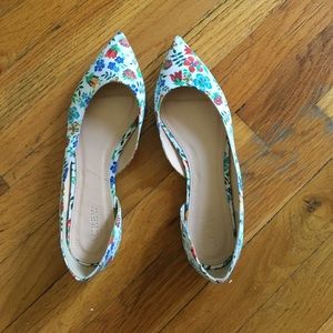 PRICE DROP J. Crew Liberty® floral flats in 8 NWOT