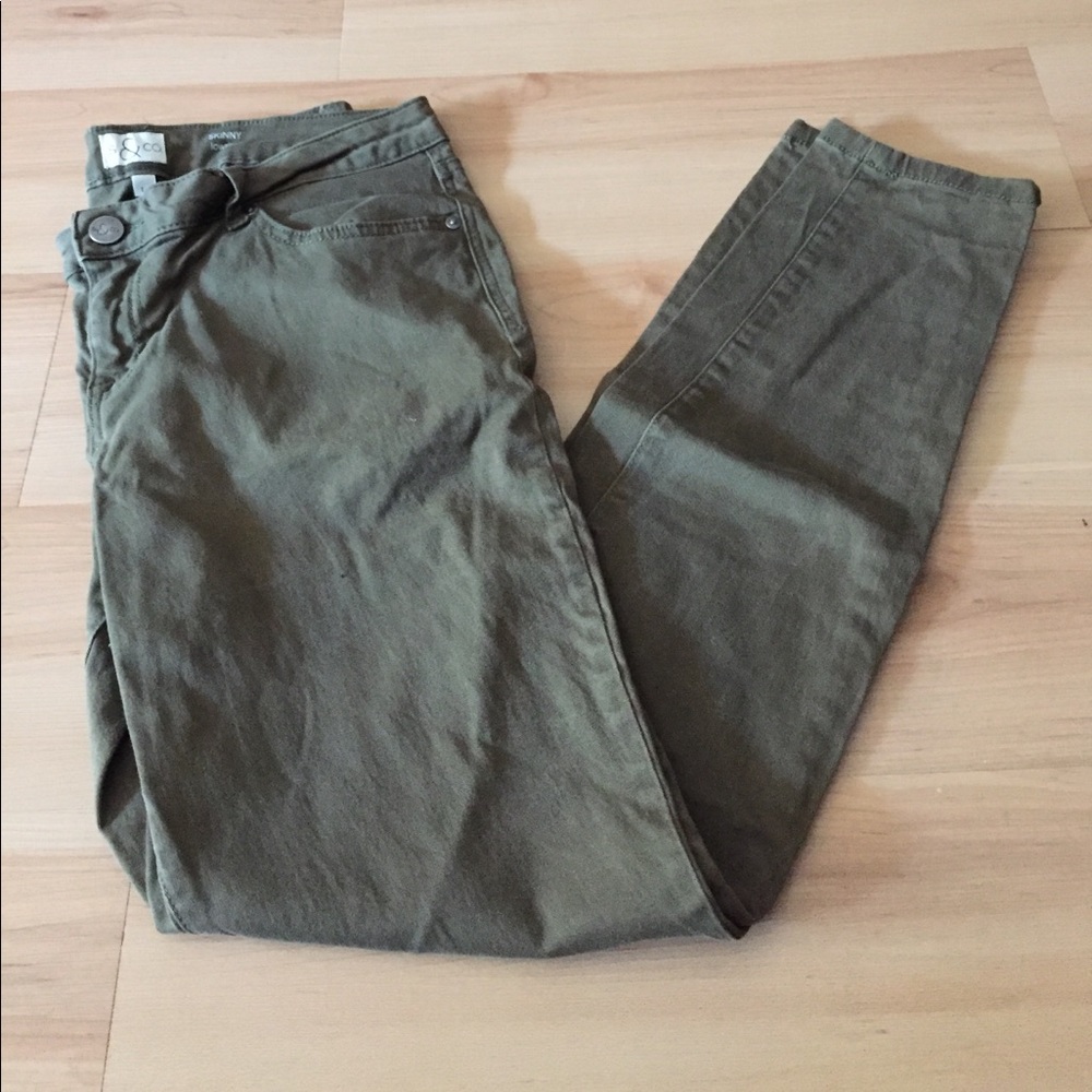 Khaki Green Skinny Lowrise Pant