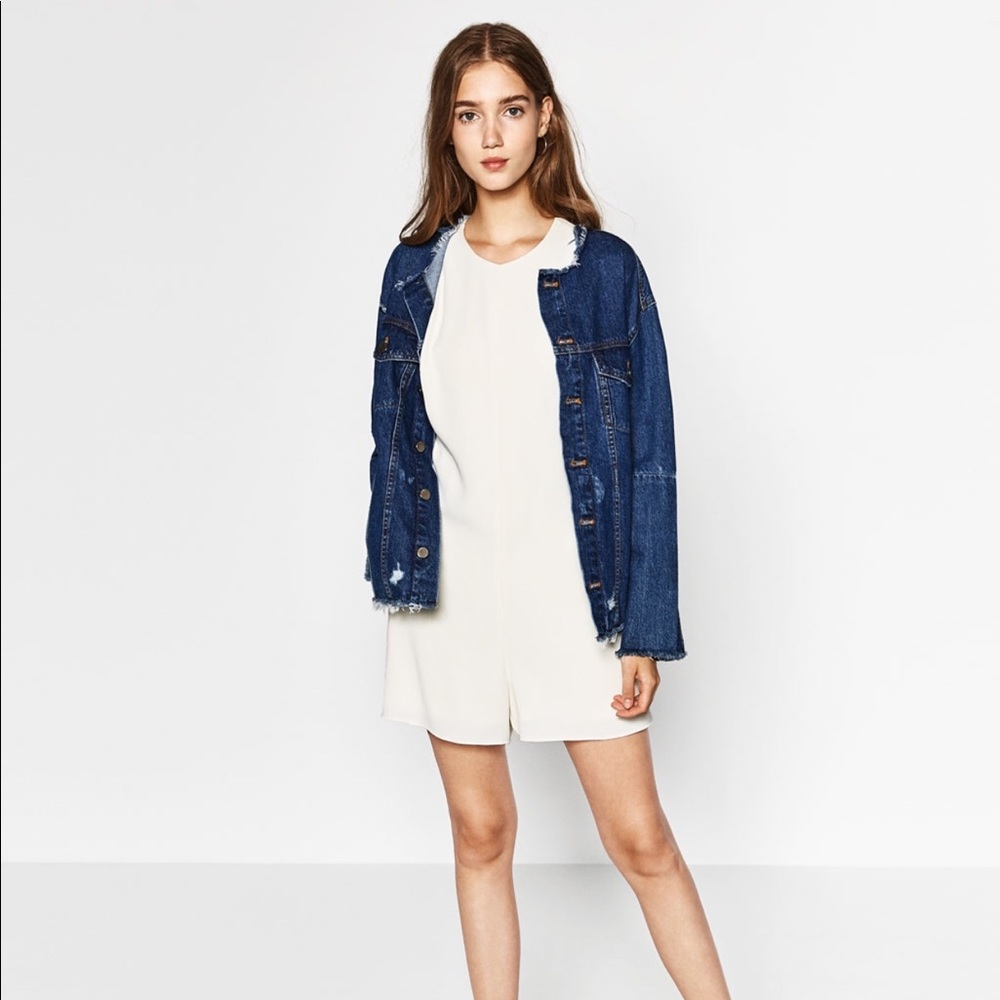 Trade welcome! Zara short jumpsuit with open back