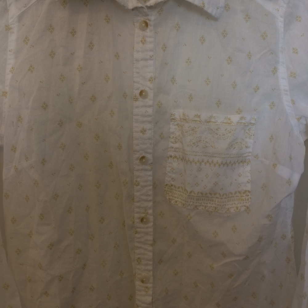 light button up - Picture 2 of 5