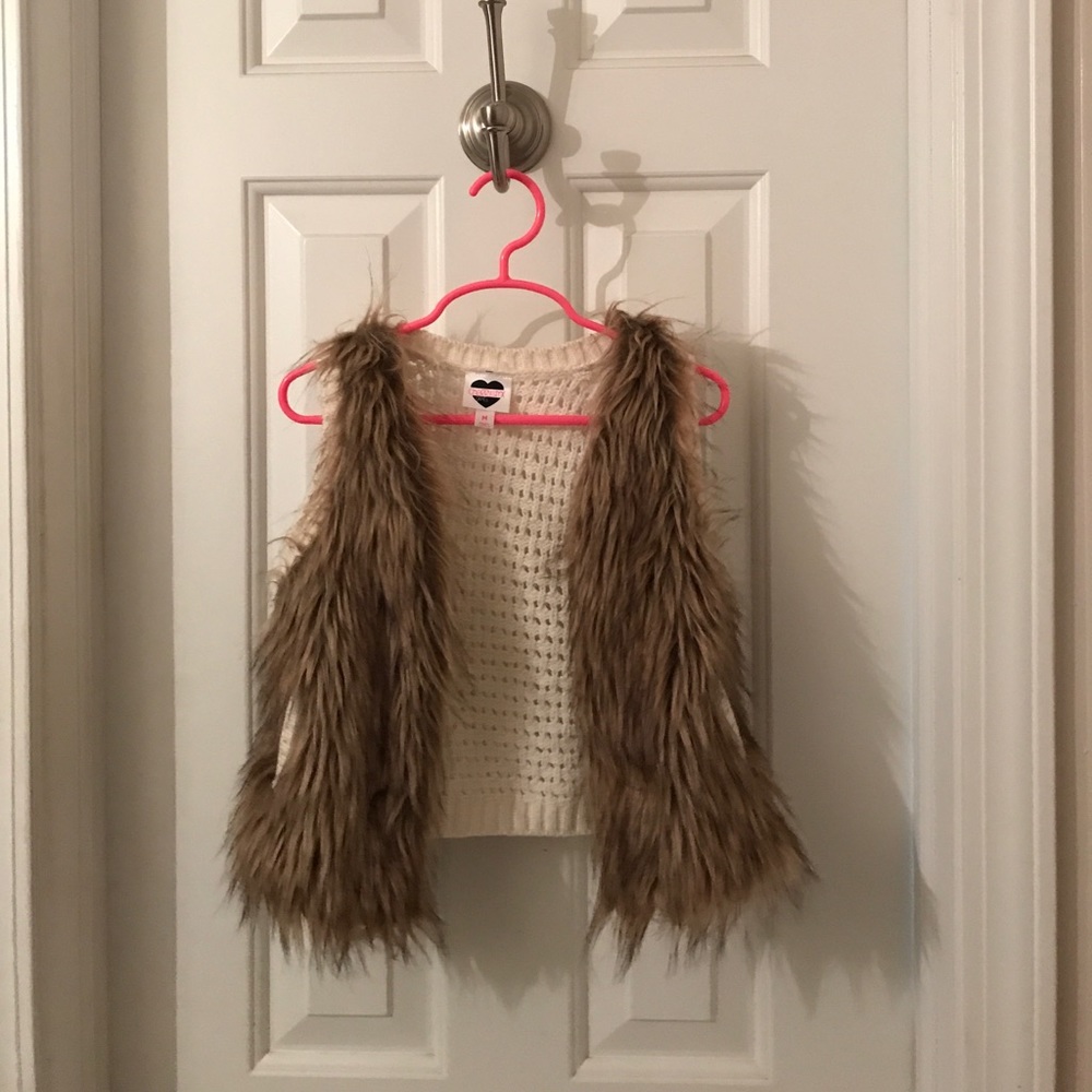 Faux fur girls vest
