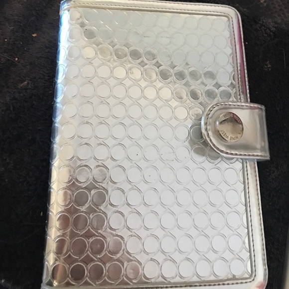 ipad Mini - Picture 3 of 3