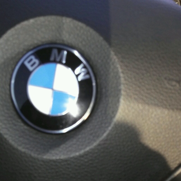 Meet your Posher, Desrick - Picture 1 of 1