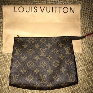 Brand New Louis Vuitton Toiletry Pouch 19