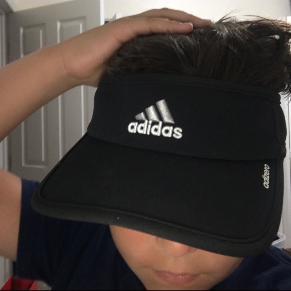 Adidas hat - Picture 2 of 2