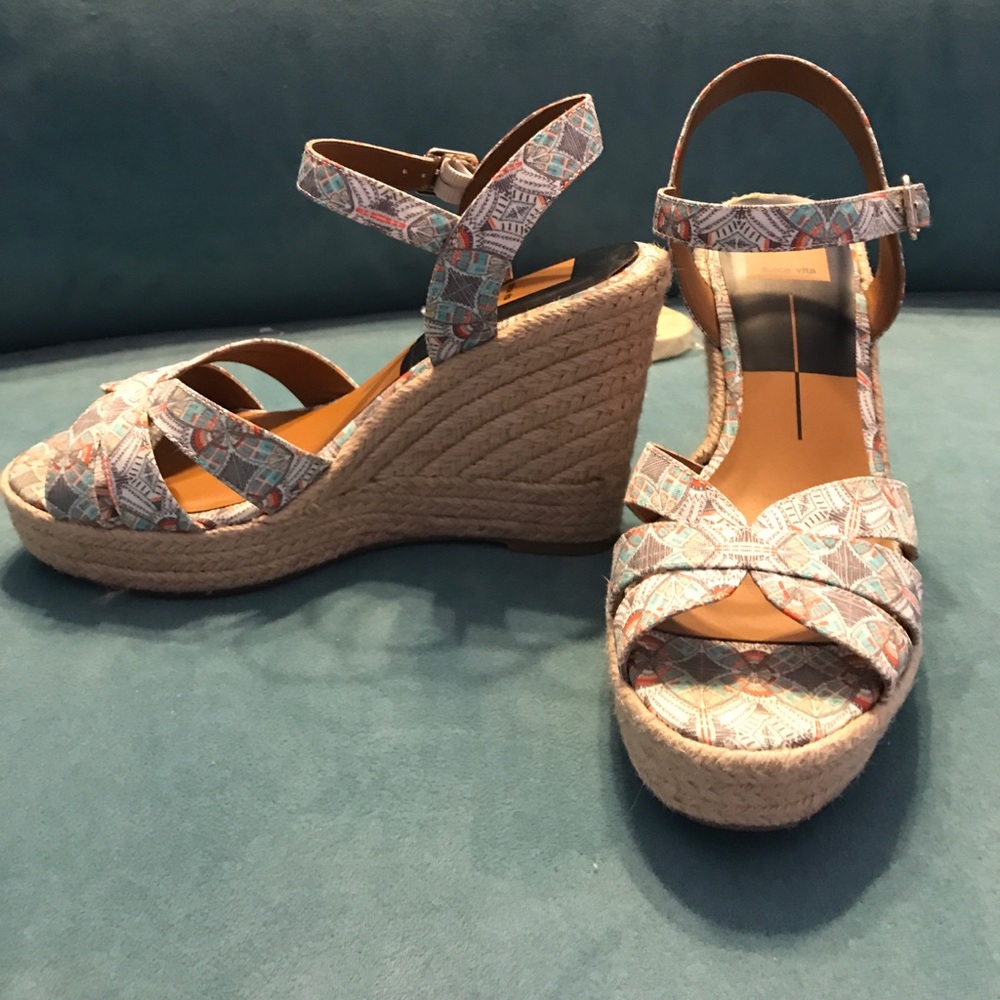 Dolce vita wedges