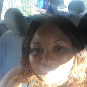 Meet your Posher, Tonya