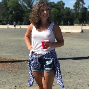 Meet your Posher, Ashlee