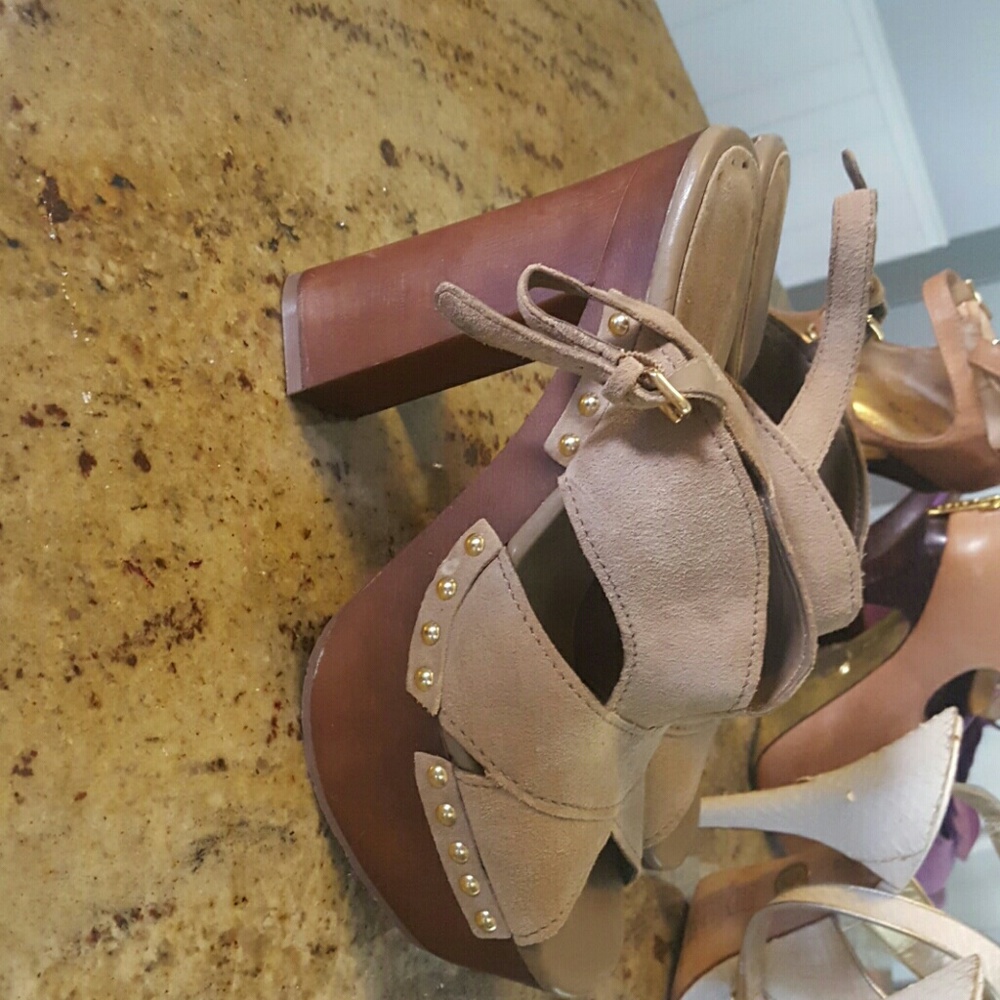 Bcbg suede, studded, platform heels- new
