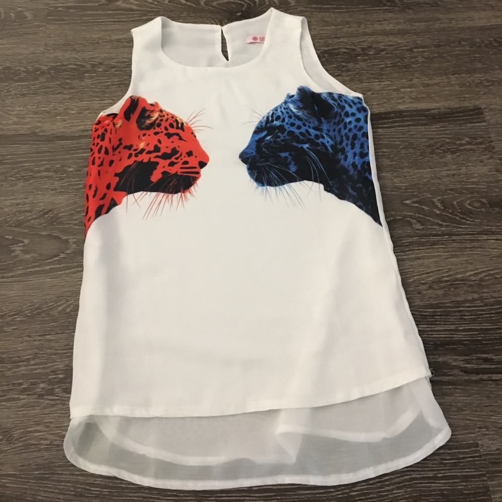 OASAP Graphic Printed Sleeveless Blouse
