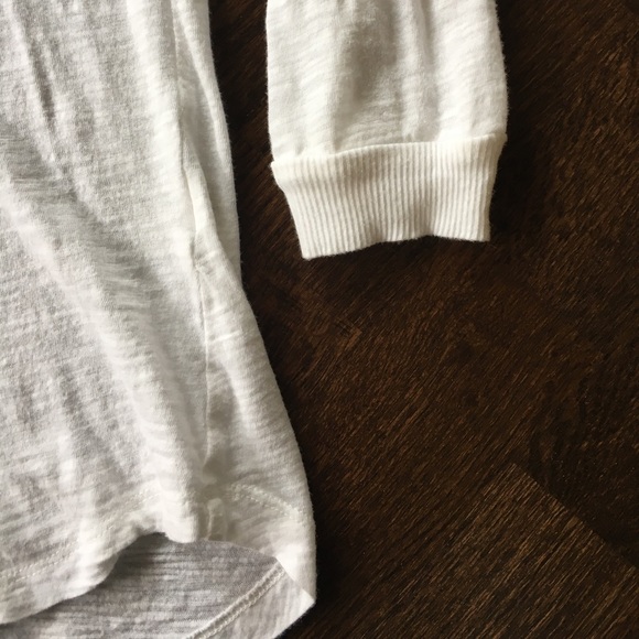 LUCKY BRAND white half sleeve T - Picture 3 of 4
