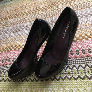 FLASH SALE ⚡️Madden Girl Patent Leather Pumps
