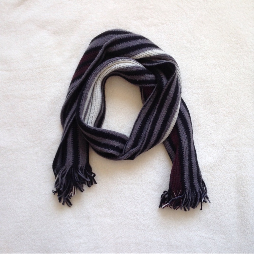 H&M men's striped scarf