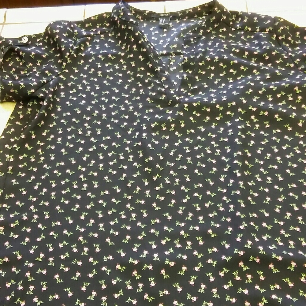 Floral Forever 21 collared top