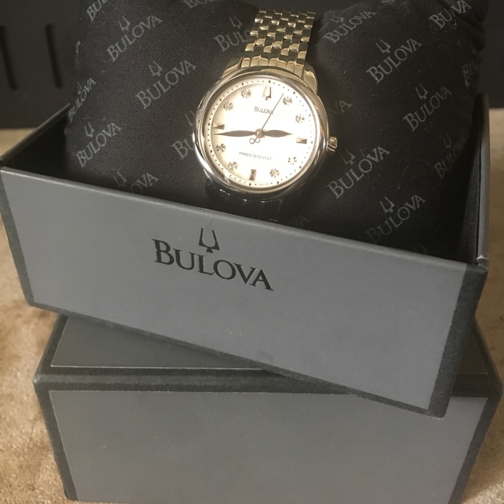 *REDUCED* NWT Bulova Precisionist